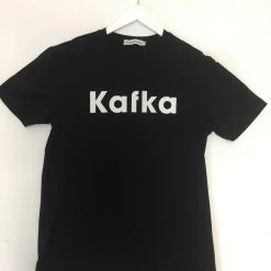 L'école Des Femmes Unisex Kafka Tee (Black)
