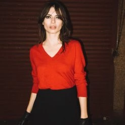 L'école Des Femmes V-neck Cashmere Sweater