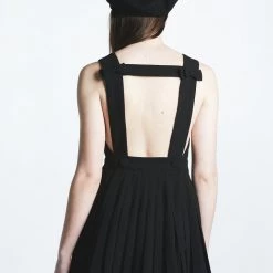 L'école Des Femmes Bow Backless Pleated Dress (Black) Bestsellers