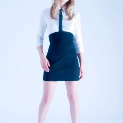 L'école Des Femmes Wool Stretch Pencil Skirt (Black) Skirts