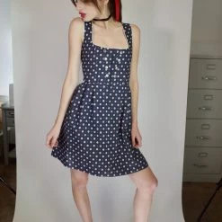 L'école Des Femmes The Dirndl