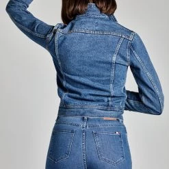 L'école Des Femmes Coats & Jackets Fitted Denim Jacket