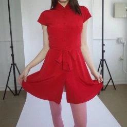 L'école Des Femmes Petite Robe Chinoise (Red)