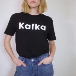 L'école Des Femmes Unisex Kafka Tee (Black)